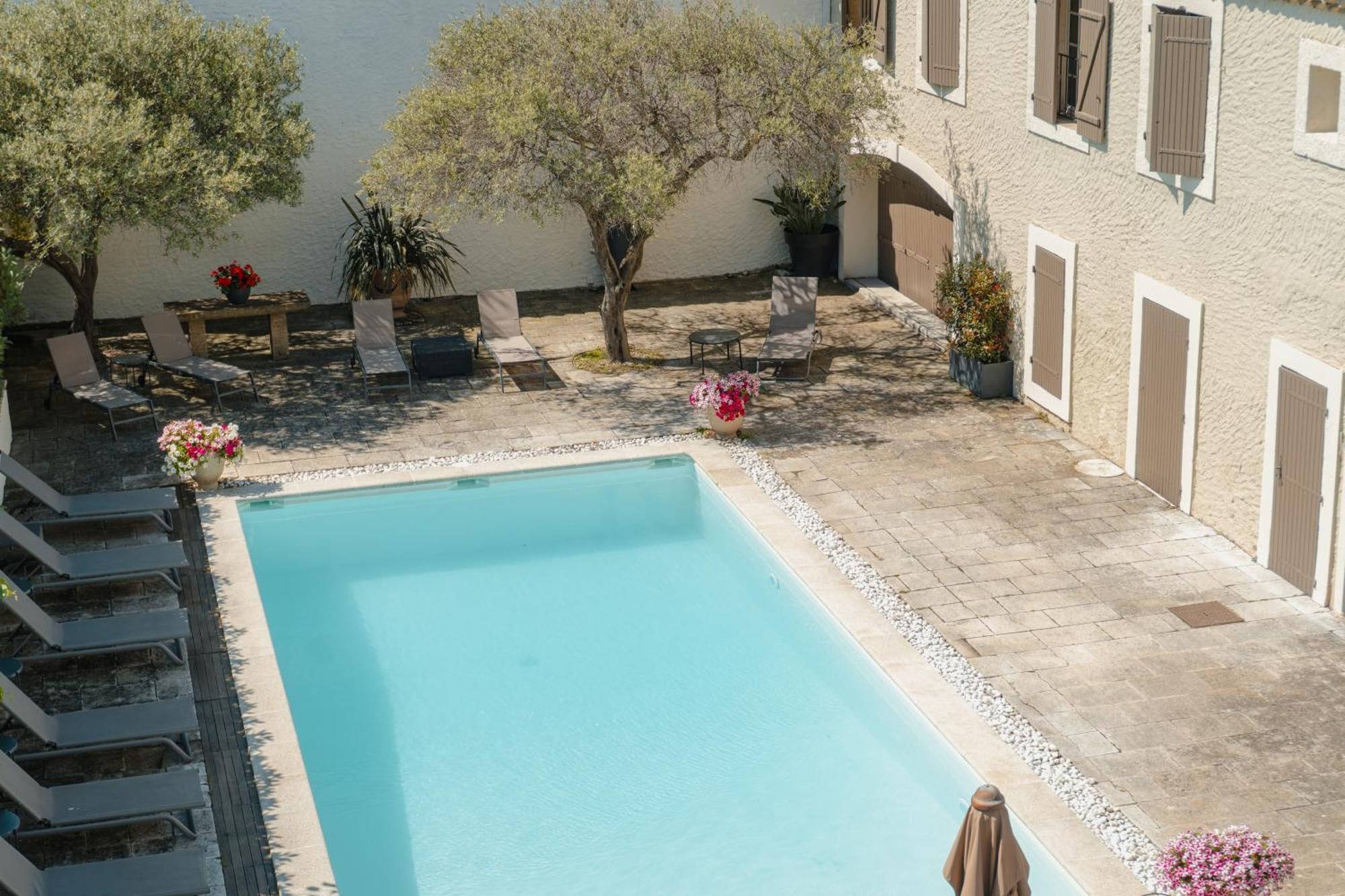 Hotel Les Magnanarelles Maussane-les-Alpilles Exterior photo