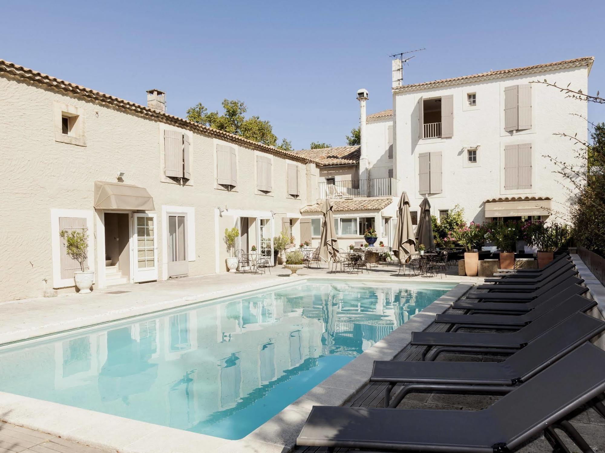 Hotel Les Magnanarelles Maussane-les-Alpilles Exterior photo